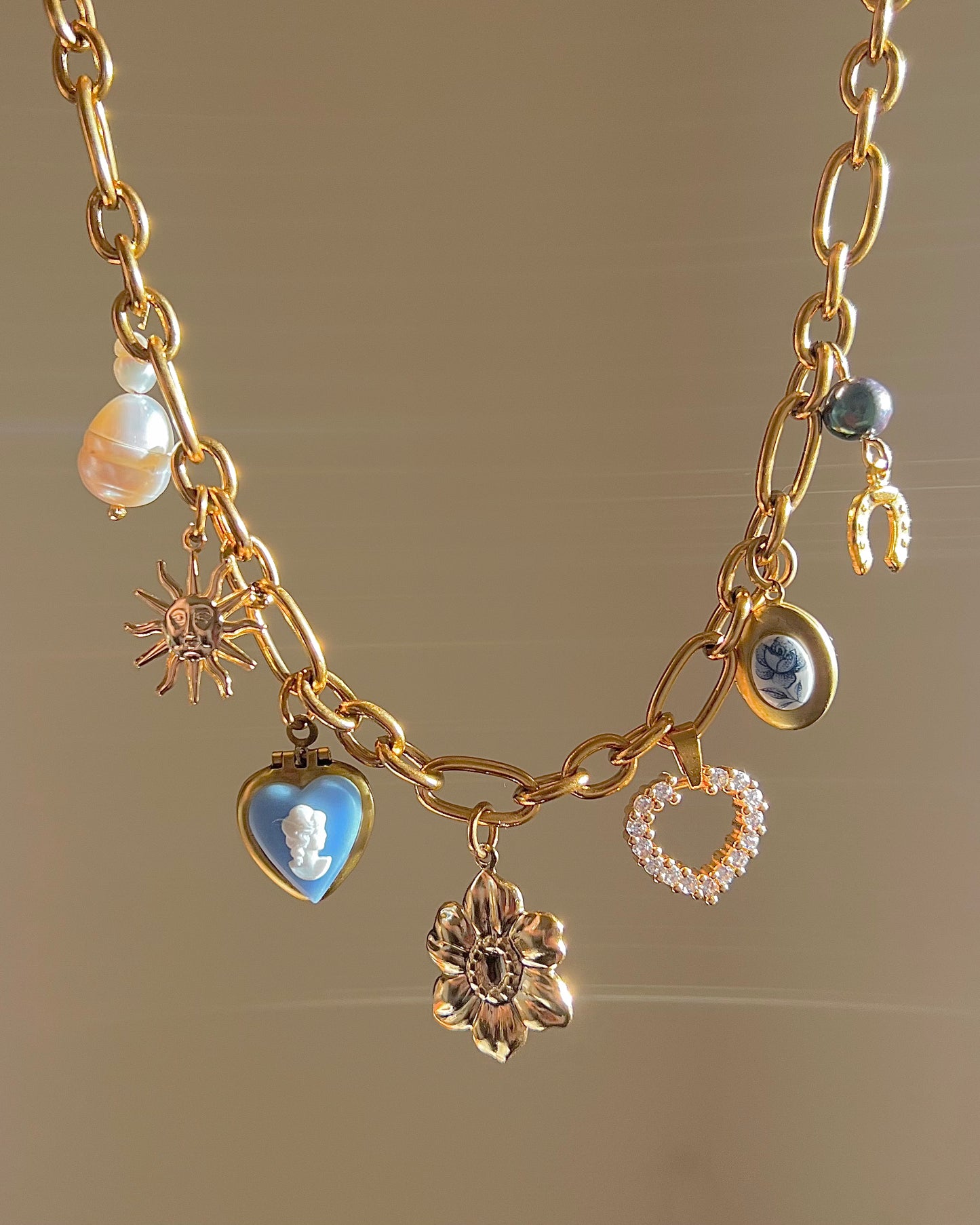 Commissioned necklace 004