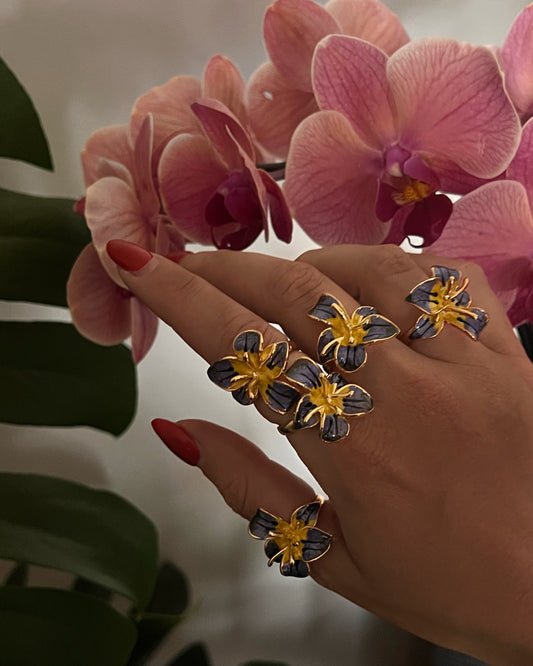 Pansy ring