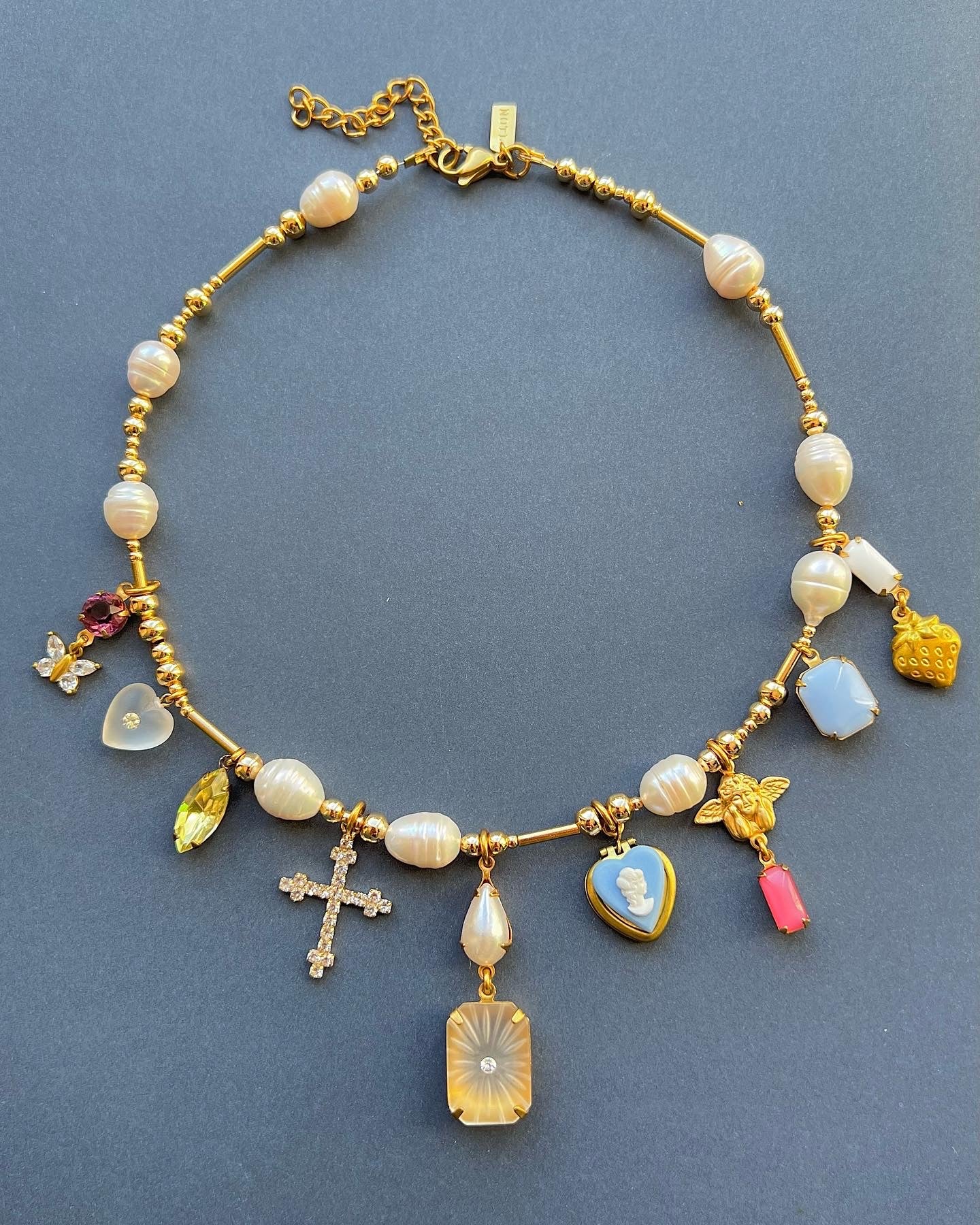 Vintage charm necklace 017