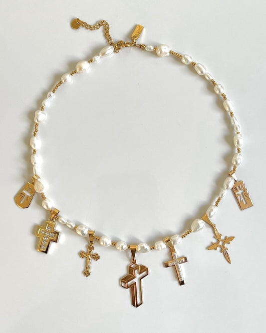 Multi-charm Pearl necklace 2