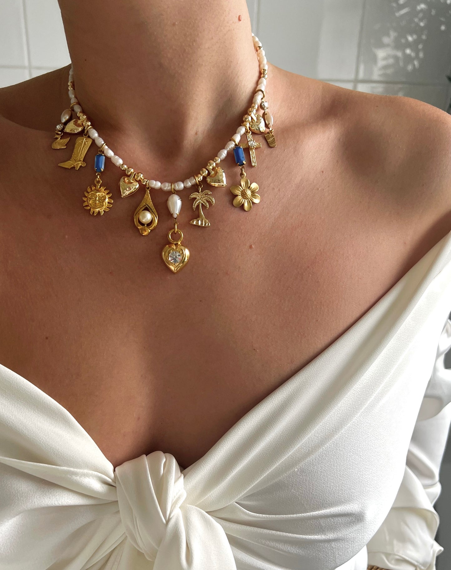 Vintage charm necklace 011